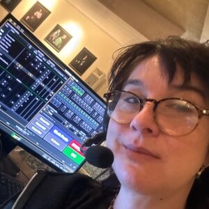 Meet your Posher, Deanna